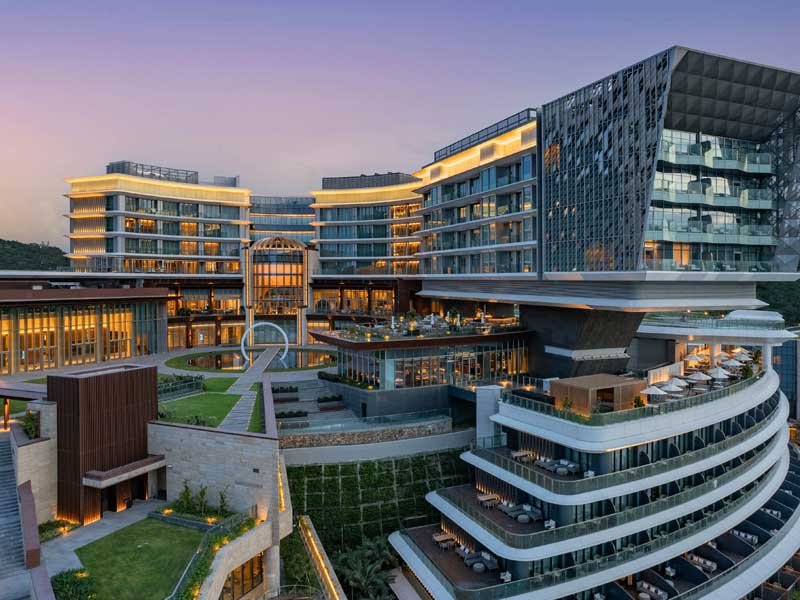 Hotels & Fashion Retail Stores