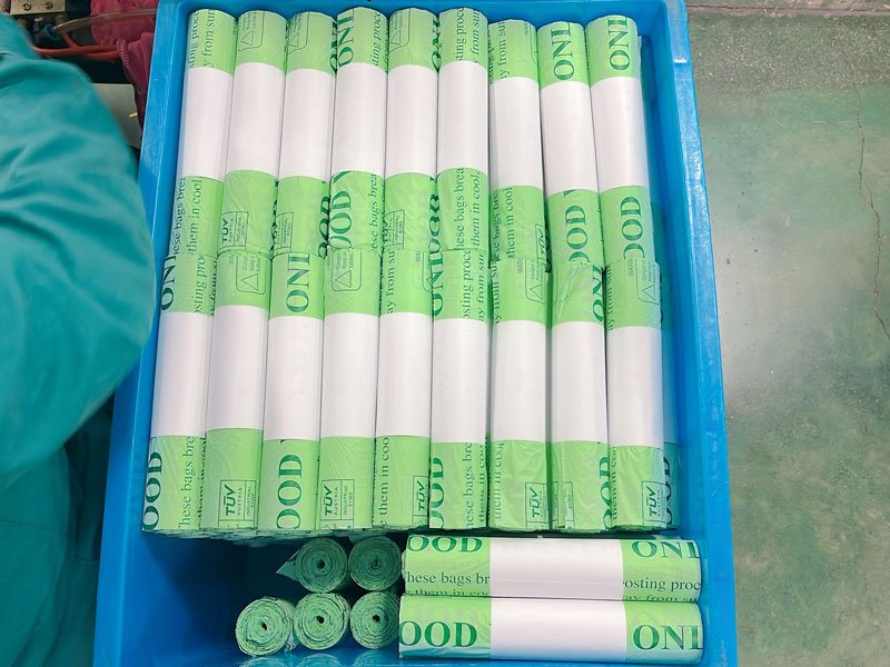 60L compostable bag packaging
