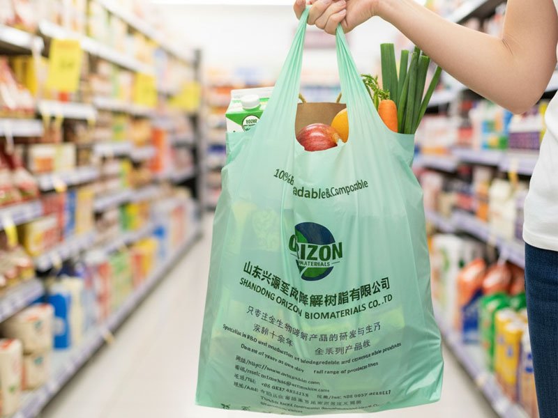 Compostable Shopping Bags Explained: Types, Uses, and Sourcing Tips 1 compostable t-shirt carry bags